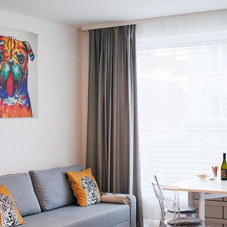 Holesovice Delight: Modern Comfort With A Twist In Prague 7 Kültér fotó