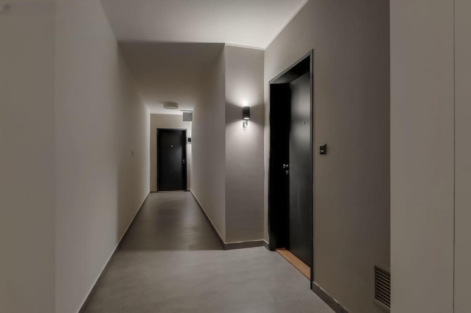 Holesovice Delight: Modern Comfort With A Twist In Prague 7 Kültér fotó